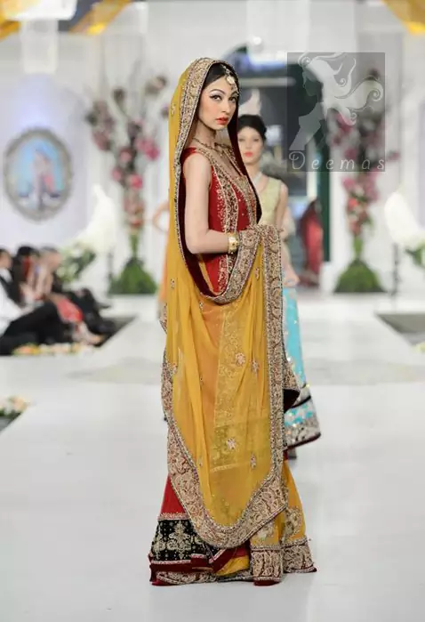 Mehndi Collection 2017 – Red Back Trail Gown – Yellow Lehenga – Bridal Dupatta 
