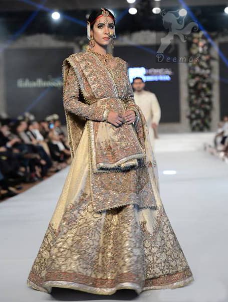 Traditional Pakistani Off white Bridal Shirt Lehenga