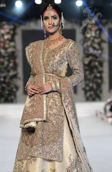 Buy Designer Beautiful White Pakistani Georgette Lehenga Choli Online  Shopping for Girl & Women – Hatke Bride