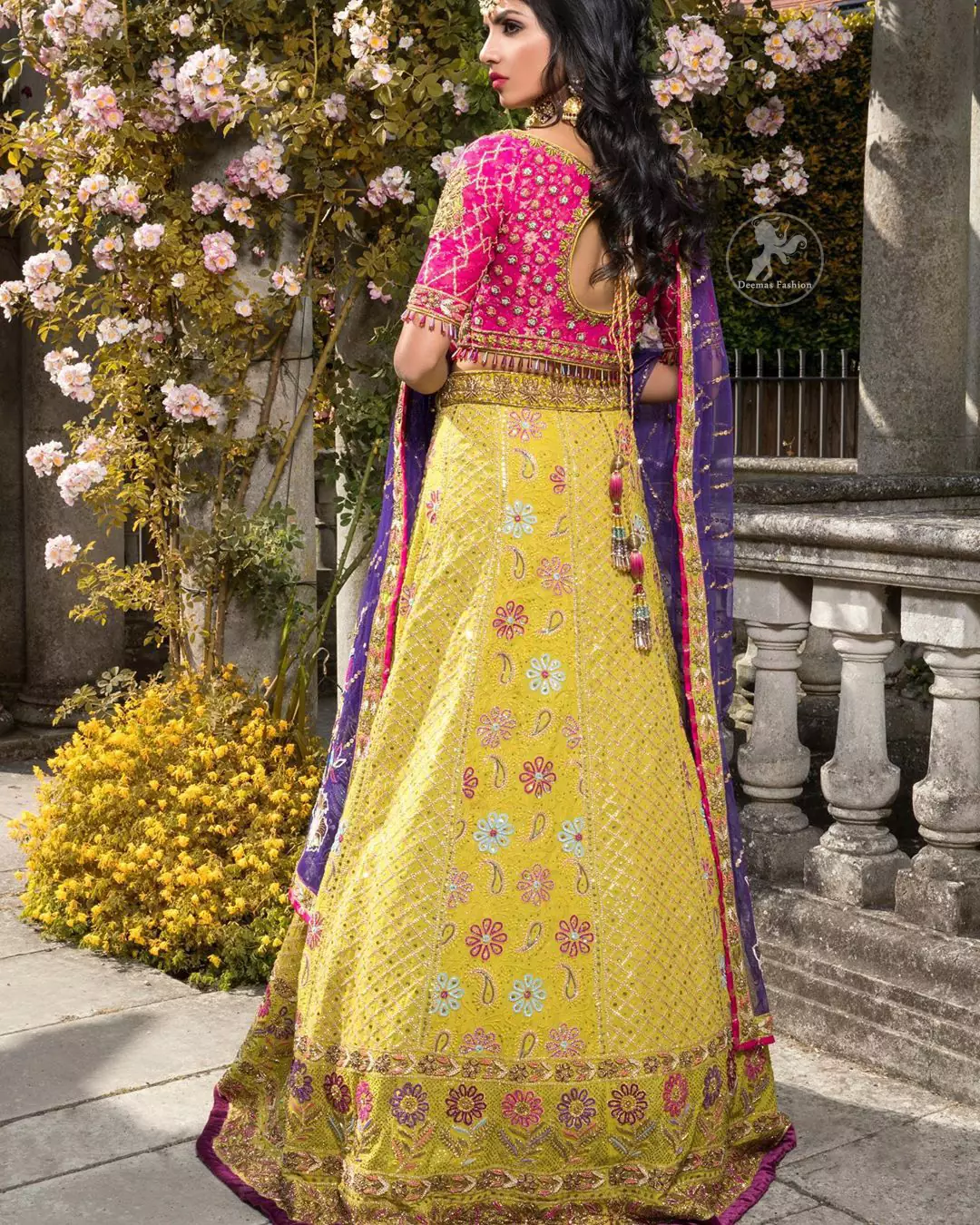 Latest Mehndi Dress Shocking Pink Blouse Yellow Lehenga Purple Dupatta 0061