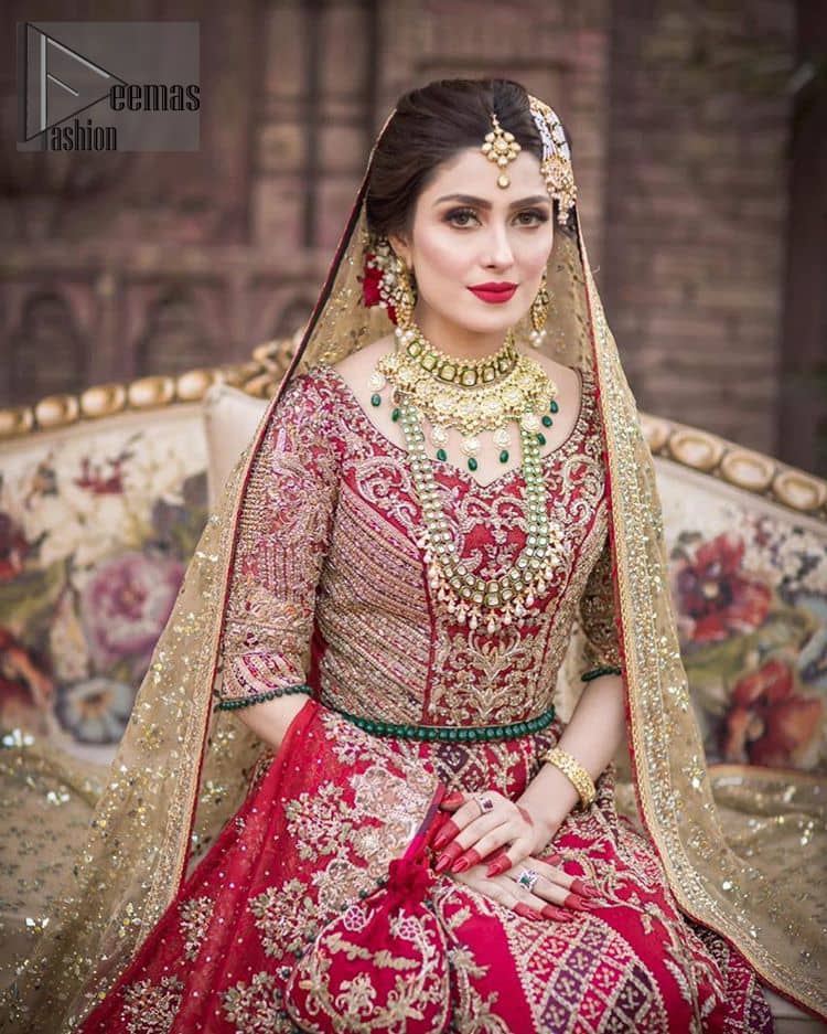 Latest Pakistani Wedding Wear Red Blouse Multiple Panel Lehenga N Dupatta