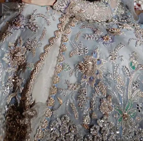 Reflecting royalty and the majestic beauty of statuesque shape and silhouette this dress is perfect for your walima and engagement