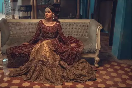 This wedding season, create a blissful aura with the treasure of love and elegance. An artistic vision of classic style