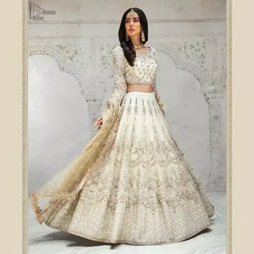 Designed with great expertise, the Ivory Blouse Lehenga is going to set you on a heavenly journey, full of comfort,