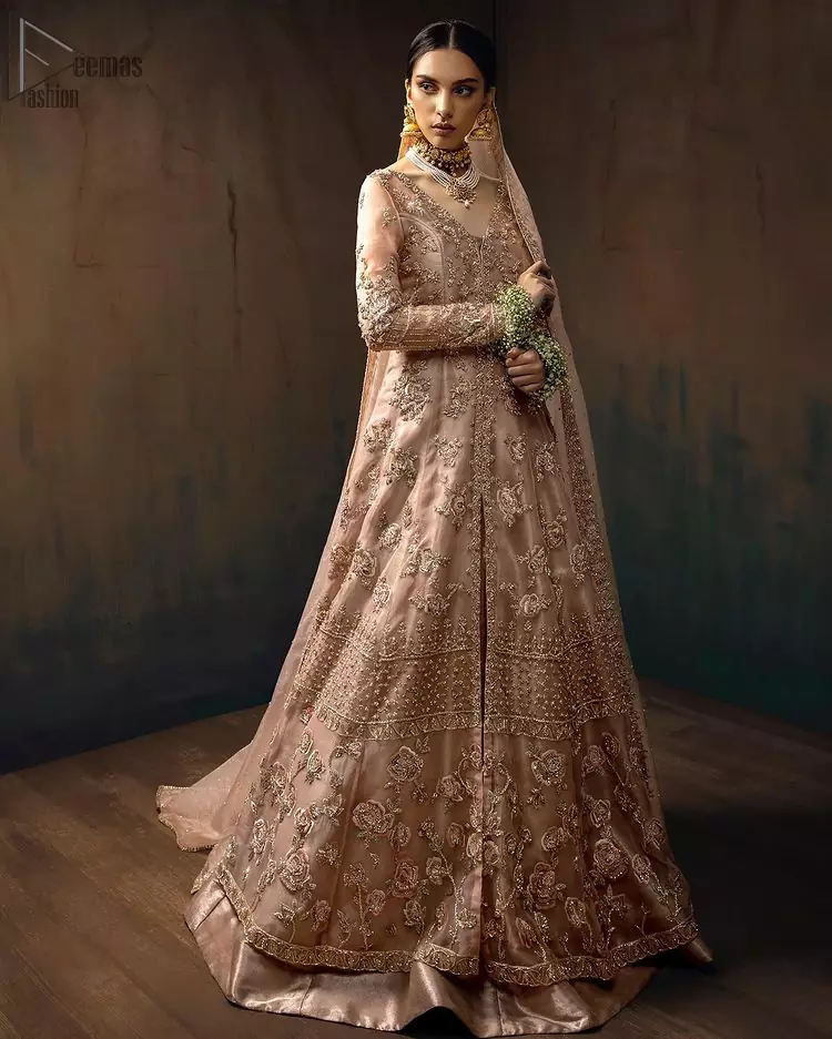 Buy Majesty Off-White Heavily Embroidery Silk Bridal Lehenga Choli With  Dupatta from Designer Lehenga Choli