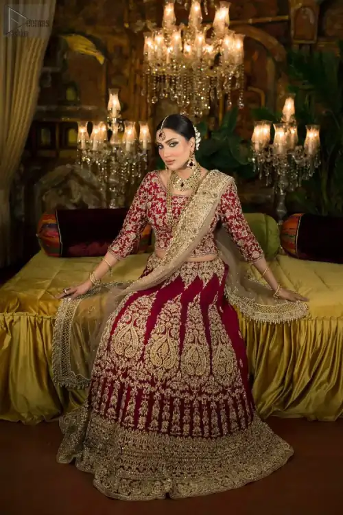 Looking perfectly gorgeous is not a mere utopia. You already appear stunning but with the Crimson Lehenga Blouse on you,