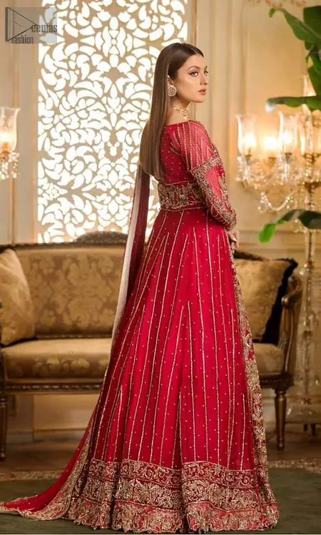 A beautiful lehenga and a red dupatta conclude the dress with a sense of gratification for you.