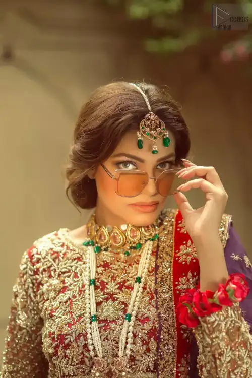 A little blend of the traditional and western styles doubles the gorgeousness of the Red Short Shirt Lehenga. A dress