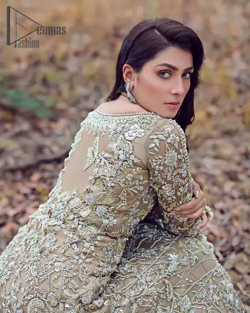 Fawn tunes for the reception? Hell Yes So just glow like a diamond with the Fawn Back Train Maxi, a