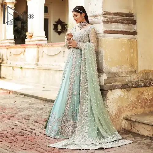 Stressed about your outfit on Walima? Deemas Fashion will save your day. Make your moments more memorable with our ice