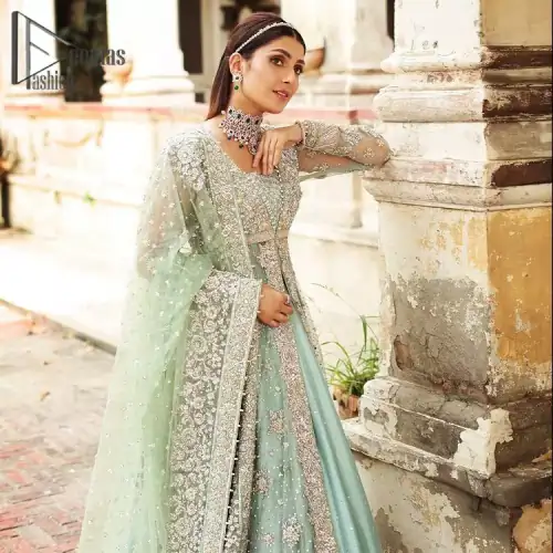 Stressed about your outfit on Walima? Deemas Fashion will save your day. Make your moments more memorable with our ice