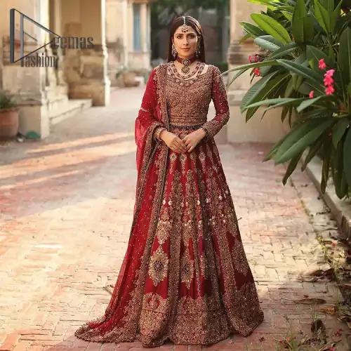 We're sure that all girls love slipping into "maroon outfits for weddings" So, we create this maroon article that will