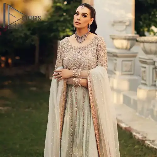 Unveiling your inner happiness is what it's all about your outfit. Just seep royalty in the texture and layers of