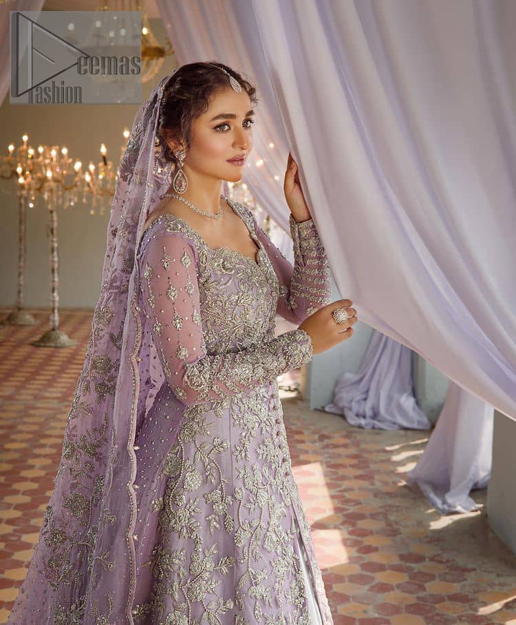 Silver pakistani hot sale bridal dress