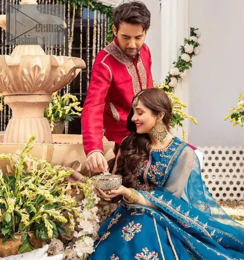 Blue defines your beauty and glows your face at any event.  Starting this article with teal blue front open pishwas