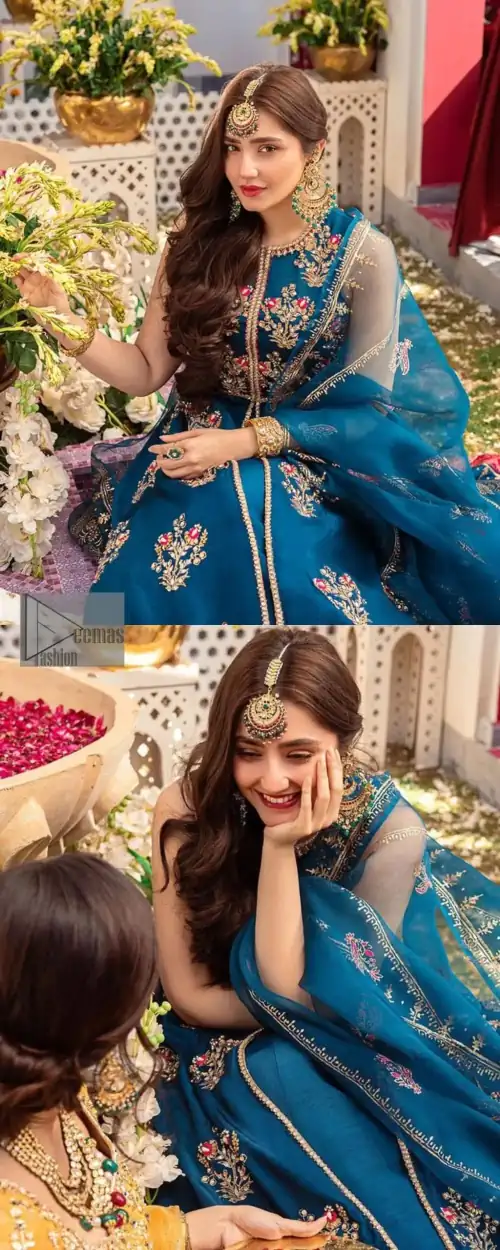 Blue defines your beauty and glows your face at any event.  Starting this article with teal blue front open pishwas