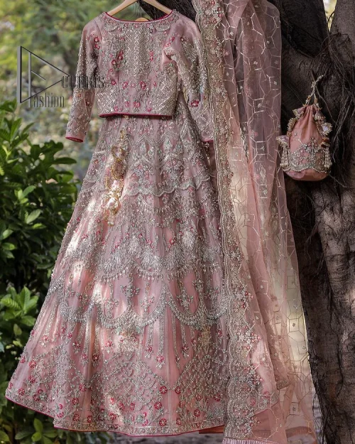 Don't worry, just be lilac on your nikah. As lilac is the most demanding nikah dress so DeemasFashion presents this