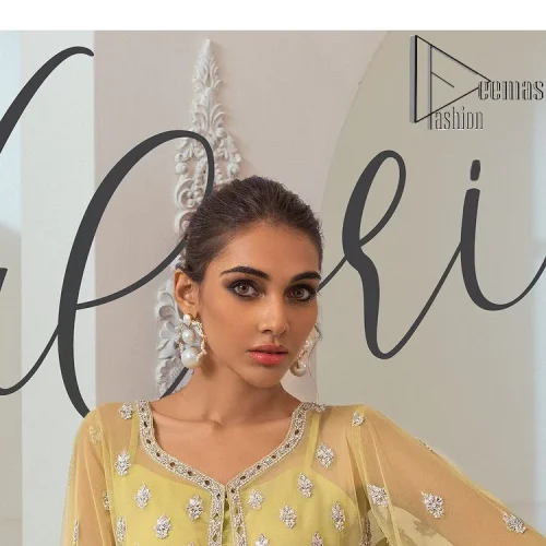 The love we share will make her mehndi day super duper amazing. This mehndi wears an olive front open shirt