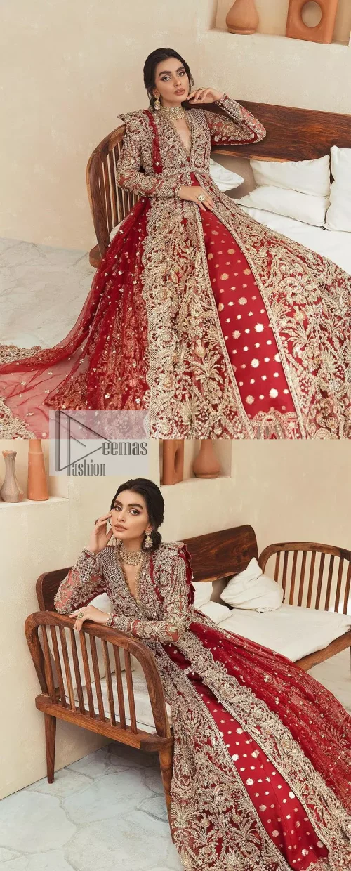 Classic and eye-catching! Made for stylish brides.  This reception wear in the bright red shade comes in a stunning open