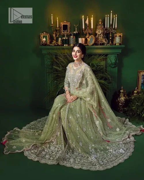 Experience the joy of a wedding in dreamy ensembles. Bringing old-world charm into your festive ensembles, it is a front