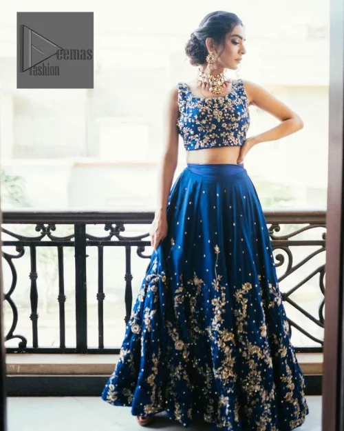  Highlight your entire look and add a touch of sophistication with delicate details. This Party outfit from DeemasFashion is a