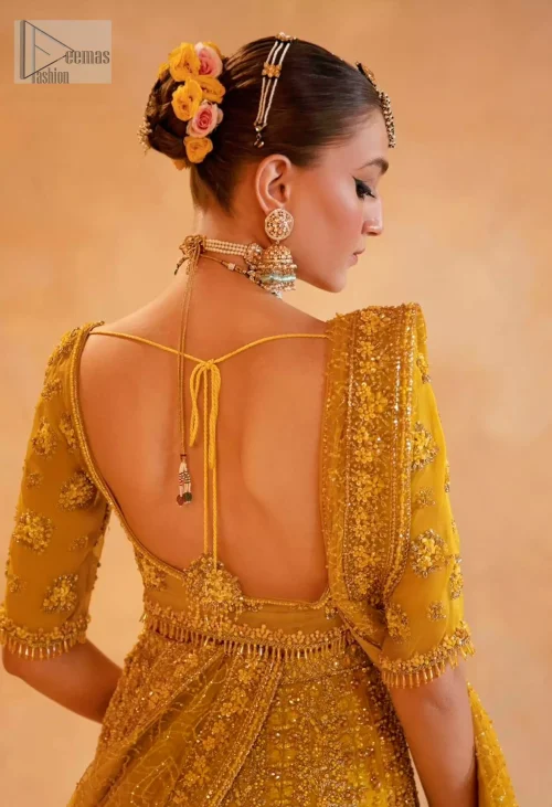 Mustard Lehenga Blouse Dupatta for Mehndi Bride