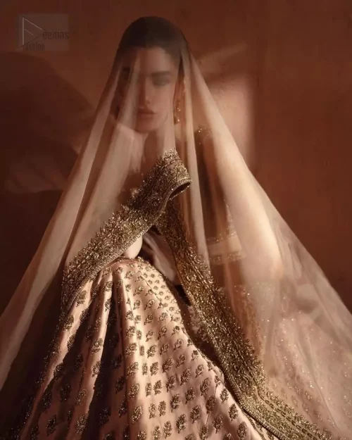 Fabric Texture: A detailed shot of the 100% pure silk fabric in bronze, highlighting the luxurious sensation and natural sheen.