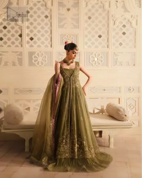 Crushed raw silk lehenga adds volume and texture, enhancing movement with every step.