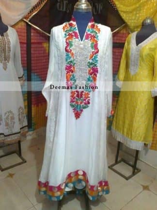 pakistani casual dresses in white colour