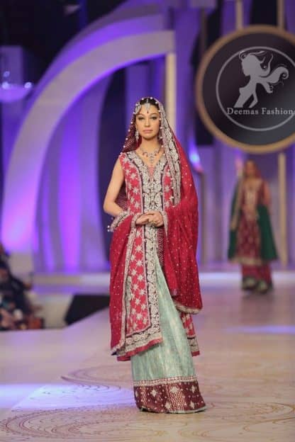 green gown with red dupatta